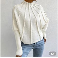 Ivory Sweater, Cowelneck Loose Fit. Brand New In Package. Ivory Size M Estilo Hipster, Batwing Sleeve Sweater, Sweater Streetwear, Elegante Y Chic, Dolman Sleeve Sweater, White Turtleneck, Bat Sleeve, Estilo Chic, Turtle Neck Top