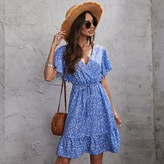 Ladies Short Dress, Home Dress Women, Blue Floral Print Dress, Surplice Dress, Striped Mini Dress, Short Dresses Casual, Dress Shirts For Women, Slim Dresses, Dress For Short Women