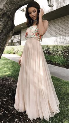 Western Frocks For Women, Western Frocks For Women Party, Long Gowns For Women, Frocks For Women Party, Arab Makeup, Audreyana Michelle, Western Frocks, Party Wear Long Gowns