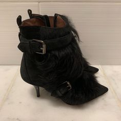 Tabitha Simmons Heels!! Fur And Leather. Short Kitten Heel. Worn Once! Retails For $700. #Tabithasimmons #Luxury #Designer #Coach #Louisvuitton #Gucci #Clubmonaco #Jcrew #Madewell #Saksfifthave #Dior Chic Calf Hair Heels With Pointed Toe, Chic Calf Hair Pointed Toe Heels, Chic High Heel Calf Hair Shoes, Chic High Heel Calf Hair Heels, Chic Calf Hair High Heels, Robb Stark, Lady In Waiting, Tabitha Simmons, Leather Short