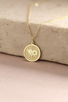 Gold Pig Pendant - Pig Zodiac Gold Necklace ● Material of pendant: Solid Gold 14k ( REAL GOLD ) ● Metal Stamp: 14k ( REAL GOLD ) ● The pendant is available in 5 sizes: - 12,7 mm / 0.5 inches (Diameter) - 14,0 mm / 0,55 inches ( Diameter ) In the photos - 15,3 mm / 0.6 inches ( Diameter ) - 16,5 mm / 0,65 inches ( Diameter ) - 19,1 mm / 0,75 inches ( Diameter ) ( In the photos the size is 14mm / 0.55 inches Diameter ) ( Jump Ring inner diameter: 4 mm ) ● Material of chain: Solid gold 14k ( REAL G Pig Zodiac, Pig Necklace, Pig Jewelry, Hamsa Pendant, Zodiac Necklace, Simple Mehndi, Daily Jewelry, Xmas Presents, Zodiac Necklaces