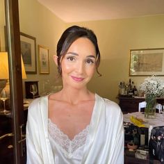 Welcome to Nenasmakeupstory! I'm a Greek-Italian makeup artist based in Verona. With experience from the London School of Makeup and Bobbi Brown, I specialize in bridal makeup. Let's make your wedding day extra special - contact me for availability!