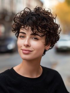 Top Short Haircuts for Curly Hair - Explore Stylish Cuts Short Haircuts For Curly Hair, Short Curly Cuts, Curly Shag Haircut, Straight Bob Haircut, Chic Short Haircuts, Layered Bobs, Stylish Short Hair, Oval Face Haircuts