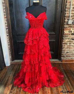 Olivia Mark - Sensational Lace Floral Evening Gown with Cake-like Skirt Prom Dresses 2024 Red, Layer Prom Dress, Light Blue Corset, Lace Prom Gown, Tiered Tulle Skirt, Formal Dresses Graduation, Formal Prom Dresses Long, Prom Dresses Elegant, Blue Corset