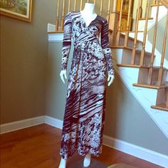 Beautiful Printed Maxi Dress. Looks Brand New. Worn Once. Dress Looks, Bcbgmaxazria Dresses, Printed Maxi, Printed Maxi Dress, Maxi Dress, Brand New, Womens Dresses, Grey, Dresses