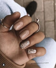 Nude Nails With Minimal Design, Minimal Nails Art, Polish Ideas, Minimal Nails, Short Nails Art, Shellac Nails, Minimalist Nails