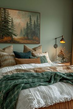 Bedroom Inspirations Autumn, Master Bedrooms Decor Easy, Nature Guest Bedroom, Mossy Green Aesthetic Bedroom, Bed Facing Window Layout, Colorado Vibe Decor, Fall/winter Bedding, Cabin Style Decorating Ideas, Green Plaid Bedroom