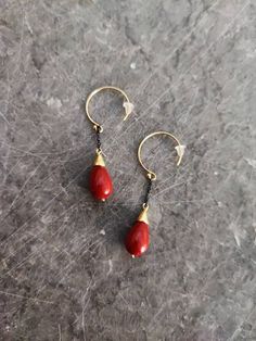 Drop coral earrings, silver oxidised and gold plated with almond shaped, tomato red, coral stones Almond Shaped, Coral Earrings, Coral And Gold, Coral Stone, Nature Inspired Jewelry, Red Colour, Ear Hook, Drop Earring, Red Coral