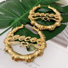 Lets make our lives more beautiful with custom/personalized items. This can bring you a lot of joy when you see your name or your loved once name on the item. Having your personal touch on a piece of jewelry really makes a difference Item:- Bamboo Name Earrings Hoop Diameter:- 25-30-50-70-90 MM Metal:- Stainless Steel Finished:- Platinum-Rose Gold-Gold Please Explain your Name and Font No. On Personalization Box. Like This- Abdul Font 1 Processing and shipping: 2-3 weeks is processing times and Earrings Name, Bamboo Hoop Earrings, Font Number, Infinity Earrings, Bracelet Initial, Name Earrings, Bamboo Earrings, Platinum Rose Gold, Family Necklace