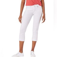 Levi Strauss Signature Gold Mid-Rise Slim Fit Capri Pants White Plus Size 26 New With Tag Signature By Levi Strauss & Co. Women's Mid-Rise Capris Are Made With Simply Stretch Denim For A Snug, Smoothing Fit That Wear Comfortably Like Leggings. (But They’re Jeans. Genius.) With A Slim Fit Through The Thigh And Leg, These Capri Jeans Crop Right At The Bottom Of The Calf And End With A Flattering 1-And-Done Cuff. Signature By Levi Strauss & Co. Women's Mid-Rise Capri Jeans Are Your Go-To Denim That White Mid-rise Capris For Summer, Spring Mid-rise Cotton Capris, Casual White Mid-rise Capris, White Stretch Cotton Capris, Spring Mid-rise Capris, Levi's Mid-rise White Jeans, Levi's White Mid-rise Jeans, White Cotton Capris, Levi's Mid-rise Cotton Bottoms