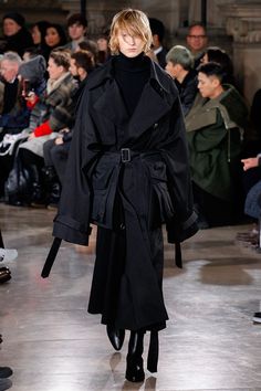 Juun.J Fall/Winter 2017 - Fucking Young! Juun J, Stylish Mens Fashion, Dark Style, Mens Fashion Urban, Menswear Collection, Vogue Paris, Mode Inspiration, Urban Fashion