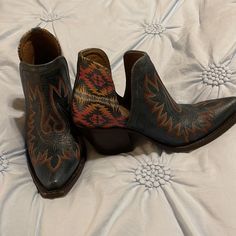 These Are The Iconic Ariat Booties. They Look Great With Jeans, Skirts And Anything You Might Wear. Womens Ariat Booties, Ariat Short Boots, Ariat Coniston Boots, Ariat Booties, Ariat Abilene Boot, Brown Ariat Booties, Ariat Shoes, On Back, Bootie Boots