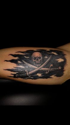 Nice tattoo Pirate Compass Tattoo, Bullseye Tattoo, 33 Tattoo, Nautical Compass Tattoo, Harley Tattoos