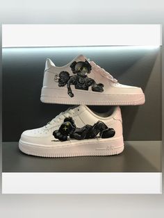 Kaws Shoes, Air Force 1 Custom Ideas, Custom Sneakers Nike, Black Leather Sneakers, Custom Nike Shoes, Custom Jeans, Custom Jacket, Custom Nikes, Painted Clothes