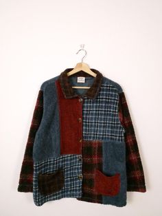 Vintage Women's Plaid/Color blocked Button down Fleece Jacket/Pile Jacket. Measurements Length: 26" Armpit to armpit: 22" Shoulder: 18 1/2" Shoulder to end of sleeve: 21 1/2" Condition: Gently used. There's no stains or holes. Good condition.  ※Please read the policy before you purchase※ Clothes Makeover, Winchester College, Masc Fashion, Fleece Outfit, Polished Casual, Printed Tights, Clothing Rack, Fall Wardrobe, Womens Plaid