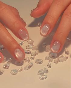 Gel Nails Clear, Crystal Clear Nails, Irridescent Nails, Nails Magnetic, Clear Glitter Nails, Clear Gel Nails, Gold Gel Nails, Nails Clear