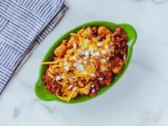 Chili Cheese Tots, Pioneer Woman Chili, Cheese Tots, Food Network Recipes Pioneer Woman, Ree Drummond Recipes, Frozen Potatoes, Pioneer Woman Recipes, Chili Cheese, Ree Drummond