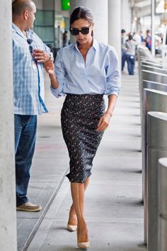 Victoria Beckham Outfits, Victoria Beckham Style, Amal Clooney, Business Chic, Office Outfits Women, Business Outfit, Looks Chic, Mirror Mirror