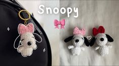 two crocheted dog keychains with pink bows on them and the words snoopy next to it