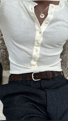 Henley Shirt Outfit, Old Money Outfits, Aesthetic Outfits Men, Men Stylish Dress, Mens Outfit Inspiration, Men Fashion Casual Outfits, Streetwear Men Outfits, Street Style Outfit, Old Money