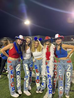 Senior Jeans Red White And Blue, Spirit Pants Homecoming, Senior Homecoming Jeans, Senior Jeans Ideas High Schools, Hoco Overalls, Hoco Pants, Homecoming Jeans Ideas, Homecoming Jeans, Hoco Jeans