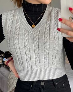 Sueter Tejido Outfit, Outfit Chaleco Tejido, Clothes From Shein, Smart Casual Women Outfits, Crochet Top Outfit, Best Winter Outfits, Winter Fashion Outfits Casual, Everyday Fashion Outfits, Casual Day Outfits