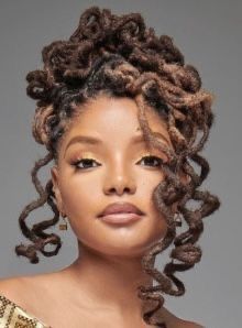 Loc Buns Styles Updo For Wedding, Bridal Hairstyles With Locs, Formal Loc Updo, Bridal Locs Hairstyles Short, Loc Styles For Bridesmaids, Bridesmaids Hairstyles Black Women Natural Hair, Dread Hairstyles For Weddings, Wedding Hair For Locs, Half Up Half Down Loc Styles For Women Long