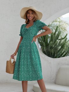 Vestidos Vintage Vintage Print Puff Sleeve Summer Beach Sweet Dresses Casual Square Collar Floral Maxi Long Dress Festa Casual Square Neck Sundress For Picnic, Casual Beach Season Dress For Picnic, Casual Puff Sleeve Vacation Dress, Square Neck Dress For Beach Season Day Out, Square Neck Dress For Beach Season, Green Puff Sleeve Midi Dress For Summer, Casual Green Dress For Picnic, Green Midi Dress With Puff Sleeves For Summer, Green Casual Dress For Picnic