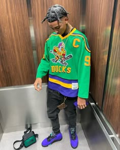 Mens Fashion Jordans Outfits, Hockey Outfits Men, Mighty Ducks Jersey Outfit, Hockey Jersey Outfit Mens Streetwear, Soccer Jersey Outfit Men Fashion, Nba Jersey Outfit Men, Hockey Jersey Outfit Mens, Hockey Jersey Outfit, Jersey Outfit Men