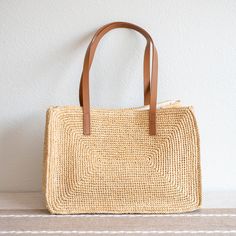 Handbags Women's Large Soft Raffia Woven Summer Straw Tote – Elena Handbags Classic Aesthetic, Woven Tote Bag, Straw Bags, Raffia Bag, Straw Tote, Denim Bag, Knitted Bags, Open Top, Canvas Bag