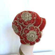 Roman Keflay Hand Crochet 1920’s Flapper Style Orange & Gold Hat Brand New. Inside Circumference 24” 1920s Flapper Hat, Art Deco Hats, Flapper Cloche, Gold Crochet, Gold Hat, 20s Flapper, Flapper Hat, Gold Hats, 1920s Flapper