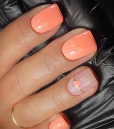 Gelish Nails Colors Summer 2024, Classy Round Nails, Cute Peach Nails, Clean Summer Nails, Peach Nails With Designs, Opi Polish Colors, Summer Coral Nails, Almond Nail Shapes, Nails Coral