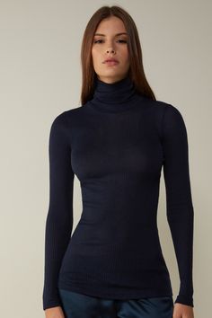 Long-sleeve High-Neck Tubular Top in Wool and Silk for sale on Official Intimissimi online shop. Discover all the latest products and buy them on the Intimissimi online shop. High Neck Top, Long Sleeved Top, Pajama Top, Lingerie Collection, Clothes Collection, Blue Dark, Knitwear Women, Deep Blue, Bralette