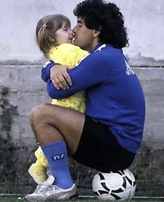 Ronaldinho Wallpapers, Legendary Pictures, Soccer Boyfriend, Football Photography, Barcelona Football, Funny Marvel Memes, Fc Porto