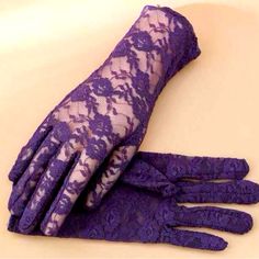 Purple Floral Lace Gloves Nwt Quinceanera Gloves, Lavender Gloves, Dark Purple Accessories, Genshin Dr, Purple Stockings, Red Leather Gloves, Purple Gloves, Purple Goth, Brown Gloves