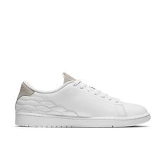 Clean all-white leather upper, delivering a fresh, sleek design with minimalist elegance. Sneaker Games, Air Jordan 1 Low, Jordan 1 Low, Air Jordan 1, Jordan 1, Step Up, White Leather, Sleek Design, Air Jordan