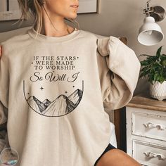 Beautiful Christian sweaters made for the strong and loving Christian mom in your life! Express your love and gratitude for her with a cozy Bible Verse sweater that speaks to her faithful heart.  Printed with high quality inks in the USA, made to order and designed with love from my family just for you!  *Gildan 18000 Sweatshirts are fleecy on the inside, tight knit and durable on the outside. *Please read care instructions carefully to ensure a lasting print *If you're unsure of which size to o Christmas Tree Sweater, Tree Sweater, Estilo Chic, Sarah J Maas, Family Camping, Look Plus, Style Chic, Winter Sweaters