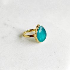 Classic and wearable, this stunning ring will definitely make a statement. GEMSTONE: Light Apatite STONE SIZE: 12mmx18mm RING SIZE: Adjustable MATERIAL: Gold/silver plated Apatite Stone, Gems Jewelry, Cocktail Rings, Solitaire Ring, Statement Ring, Gold And Silver, Statement Rings, Beautiful Jewelry, Silver Gold