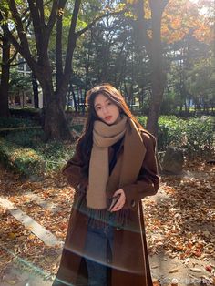 Asian Hair Colour Brown, Winter In Korea Outfit, Korea Winter Outfit, Korea Fashion Winter, Korea Winter Fashion, Winter Outfits Korean, Korea Winter