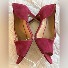 New Plum Suede Heels Size 7.5 Halloween Fits, Suede Heels, Gibson, Color Purple, Leather Heels, Suede Leather, Shoes Women Heels, Plum, Shoes Heels