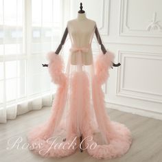 DETAIL Fabric: Soft Tulle Sleeve Length: Long Sleeve SIZE FOR CHOOSE US SIZE 0: bust 32 inch, waist 25.5 inch US SIZE 2: bust 33 inch, waist 26.5 inch US SIZE 4: bust 34 inch, waist 27.5 inch US SIZE 6: bust 35 inch, waist 28.5 inch US SIZE 8: bust 36 inch, waist 29.5 inch US SIZE 10: bust 37.5 inch, waist 31 inch US SIZE 12: bust 39 inch, waist 32.5 inch US SIZE 14: bust 41 inch, waist 34.75 inch US SIZE 16: bust 43.25 inch, waist 37.25 inch Custom size SHIPPING POLICY Usually a make to order d Tulle Bridal Robe, Fancy Robes, Bridal Photo Shoot, Long Bridal Robe, Bridal Dressing Gown, Robe Wedding, Bridal Photo, Bridal Party Robes, Tulle Sleeves