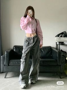 Blue Cargo Jeans, Japanese 2000s, Yeonjun Edit, Cowboy Pants, 2000s Style, Swimsuits Hot, Style Clothes, Trouser Style, Grey Jeans