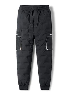 Winterwarme Daunenhose


 Bleiben Sie gemütlich mit unserer mit 80 % weißen Entendaunen gepolsterten, warmen Winter-Daunenhose für Herren. Dieses Set aus Sport-Jogginghose und Thermo-Daunenhose sorgt für maximale Wärme in der kalten Jahreszeit. Genießen Sie Komfort und Stil beim Joggen oder bei verschiedenen Outdoor-Aktivitäten. Werten Sie Ihre Wintergarderobe mit dieser unverzichtbaren Kleidungskombination auf.

 SPEZIFIKATIONEN

 Material : Polyester

 Anwendbare Szene : Lässig

 Stoffart : B Winter Cargo Pocket Parachute Pants For Outdoor Activities, Winter Outdoor Parachute Pants With Cargo Pockets, Winter Functional Cargo Pants For Streetwear, Winter Techwear Parachute Pants For Sports, Winter Techwear Cargo Pants, Winter Nylon Pants For Streetwear, Functional Winter Streetwear Pants, Winter Techwear Nylon Cargo Pants, Winter Functional Parachute Pants With Cargo Pockets