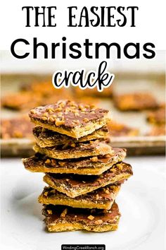 Christmas Crack Recipe With Graham Crackers (Graham Cracker Toffee) Graham Cracker Buckeyes, Cookies Made With Graham Crackers, Christmas Treats With Graham Crackers, Honey Graham Crackers Recipes, Gram Cracker Christmas Bark, Christmas Graham Cracker Toffee, Deserts With Gram Crackers, Graham Cracker Recipes Easy, Graham Cracker Bark Recipes