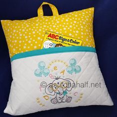 My First Glasses Reading Pillow - a-stitch-a-half Travel Pillow Pattern, Fun Pillow, Pillow Combos, Diy Pillow Covers, Pillow Embroidery, Book Pillow, Pocket Pillow, Reading Pillow, Sewing Pillows