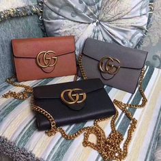 Gucci woman chain flap bag WOC clutch Gucci Fashion Show, Iphone Bag, Prada Handbags, Shoulder Messenger Bag, Wallet Bag, Chain Shoulder Bag, Coco Chanel, Chanel Handbags