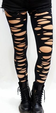 Ripped Stockings, Ripped Tights, Ripped Leggings, Tokyo Street Fashion, Diy Vetement, Grunge Look, Emo Outfits, Punk Outfits, 90s Grunge