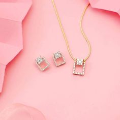 Pendant Designs Diamond, Gold Pendant Designs For Women, Pendant Designs, Star Trek The Next Generation, Diamond Pendent, Diamond Pendant Sets, Wedding Jewellery Collection, Diamond Necklace Set