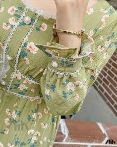 Zlily - Floral Print Dress for Women Feminine Green Spring Dresses, Feminine Green Midi Dress For Spring, Feminine Green Dresses For Spring, Green Long Sleeve Feminine Maxi Dress, Pattern Flower, Flower Arrangement, Dress For Women, Floral Print Dress, Types Of Collars