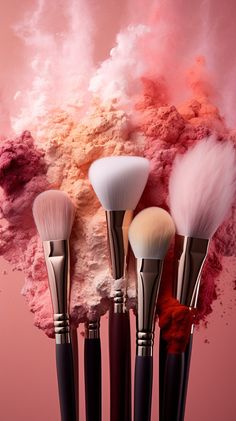 Beauty Parlour Makeup, Makeup Artist Branding, Makeup Logo Design, Beauty Salon Posters, Imagenes Mary Kay, Makeup Studio